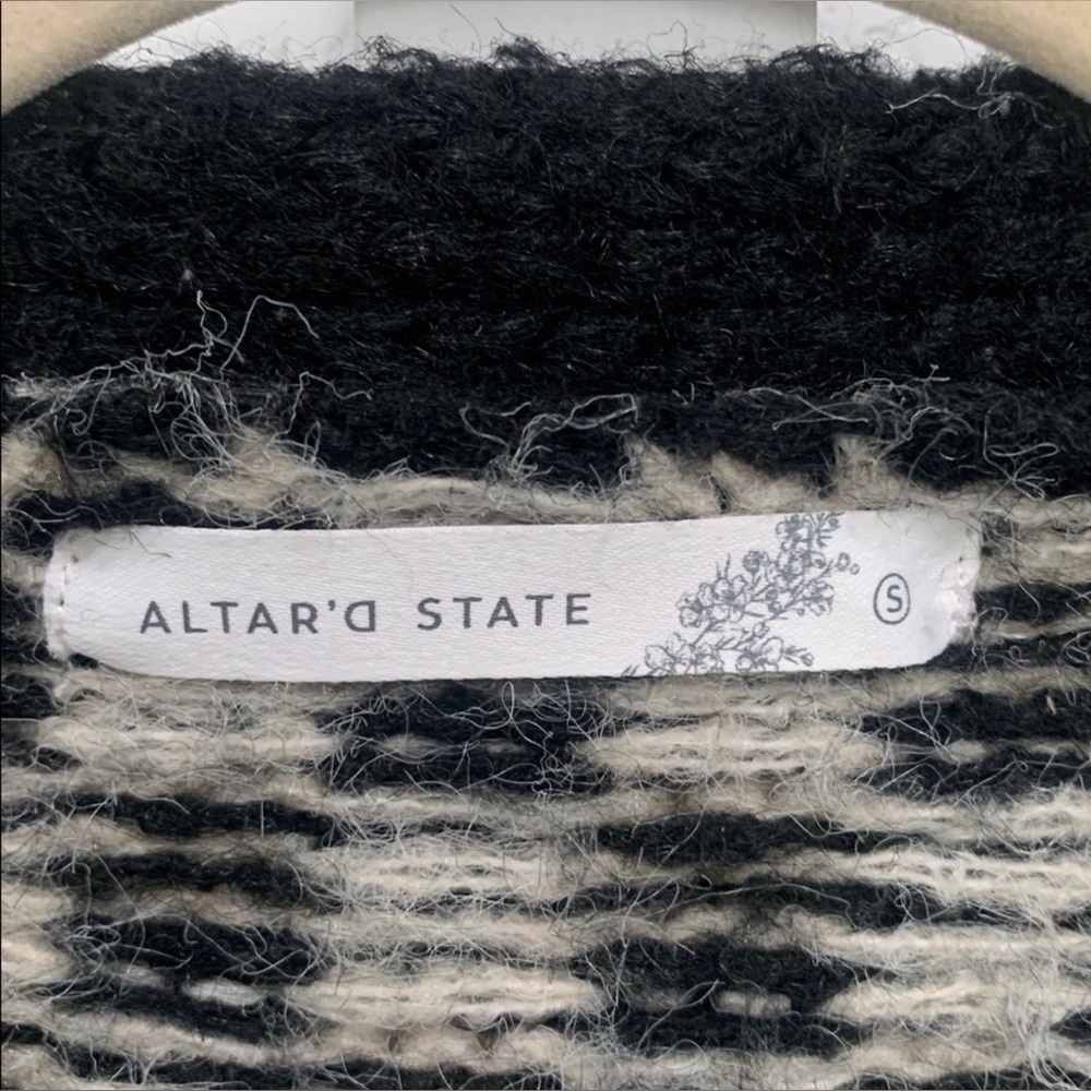 Altar’d State Claudia Checkered Cardigan Sweater Black & Cream Balloon Sleeve - Picture 7 of 13